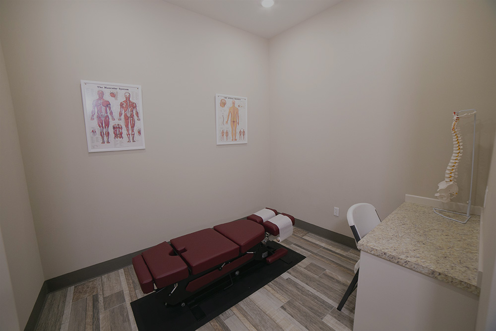 Table4-BG Chiropractor office with adjustment table